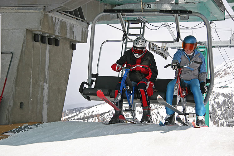 Getting off at the top is also straightforward...